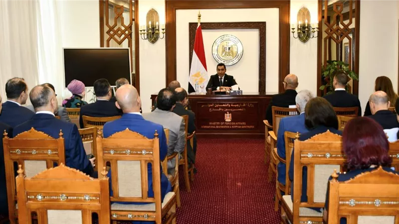 وزير الرياضة يلتقي السفراء المرشحين لتعزيز الدبلوماسية الشبابية والرياضية