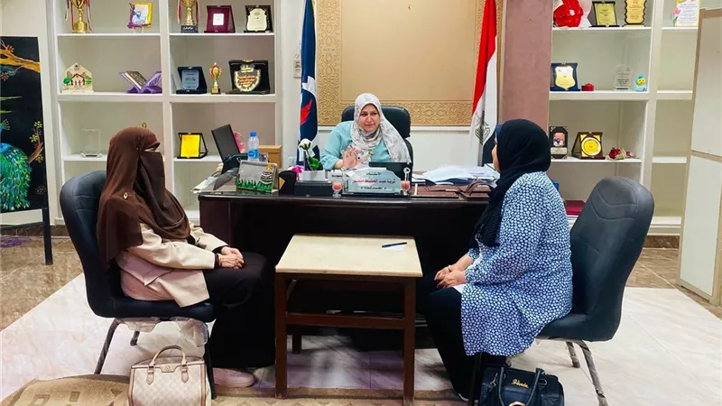 التعليم تكثف متابعات ملفات العمل وتلتقي موجهي عموم المواد الدراسية