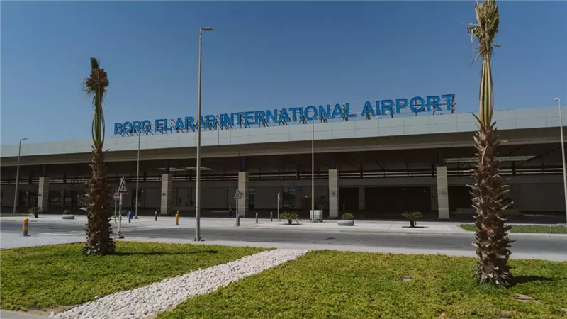 روسيا تعلن فتح خطوطا جوية مباشرة إلى مطاري برج العرب والعلمين