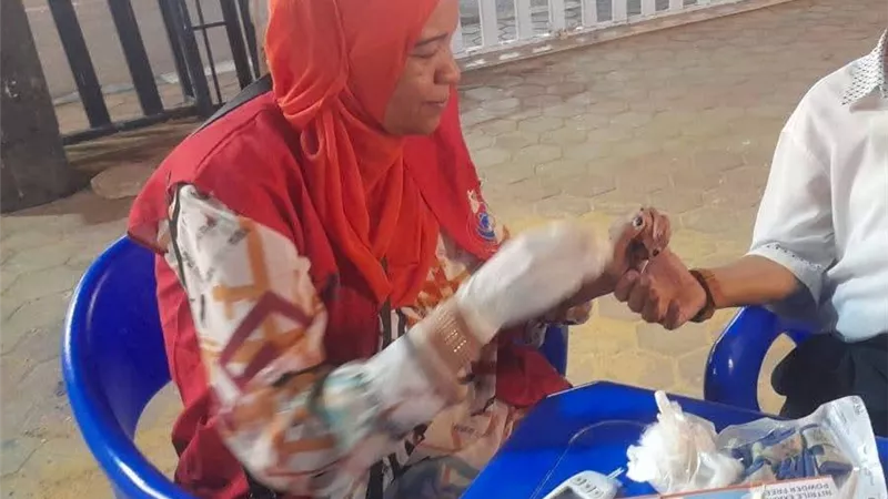 قافلة مسائية للمبادرات الرئاسية بنادي منتخب السويس لتقديم خدمات الكشف الطبي