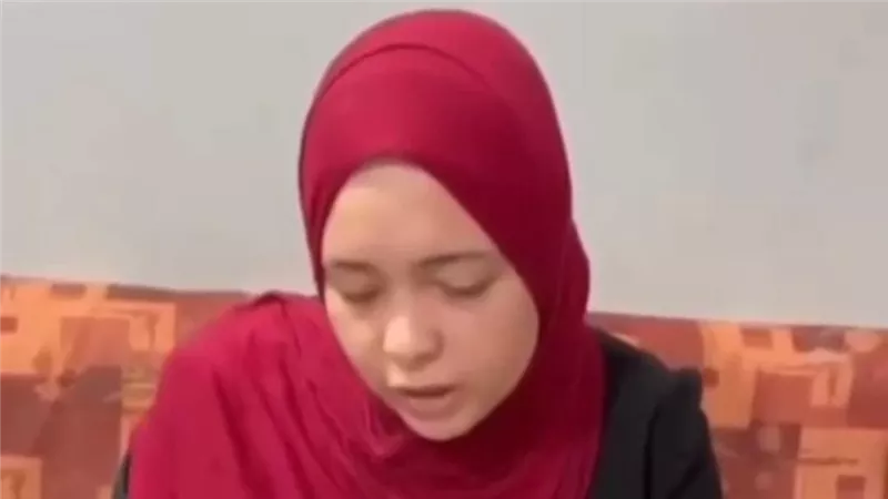 أول رد من السيدة التي ظهر زوجها يواجهها داخل سيارة: «سمعتي وحياتي اتدمرت»