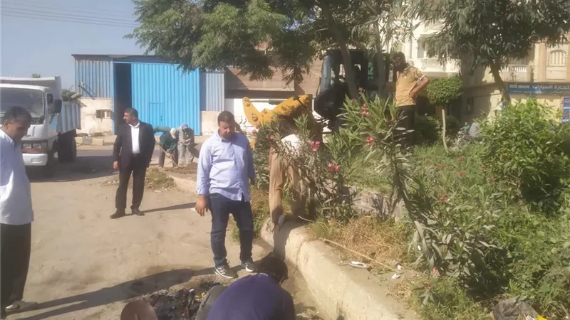 البدء في اعمال تطوير وتجميل ميدان المثلث ضمن أعمال تطوير وتجميل شوارع المدينة 