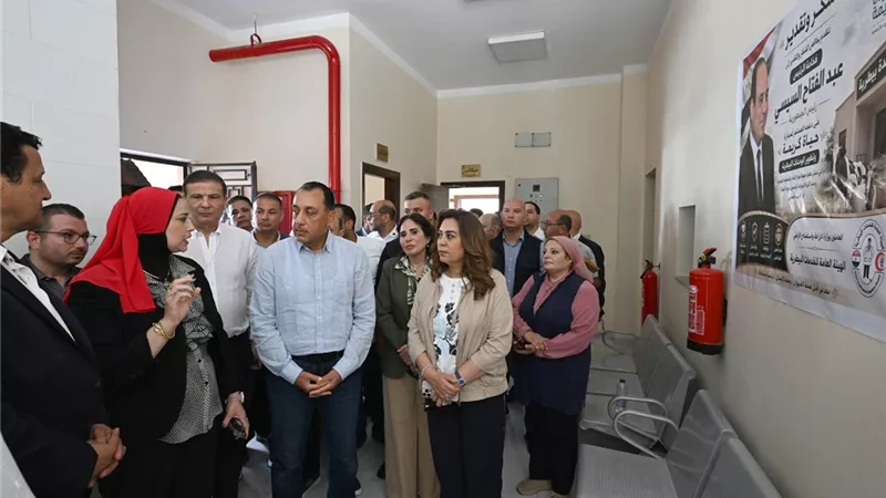على مساحة 352 مترًا مربعًا.. رئيس الوزراء يتفقد المجمع الزراعي البيطري بسندبسط