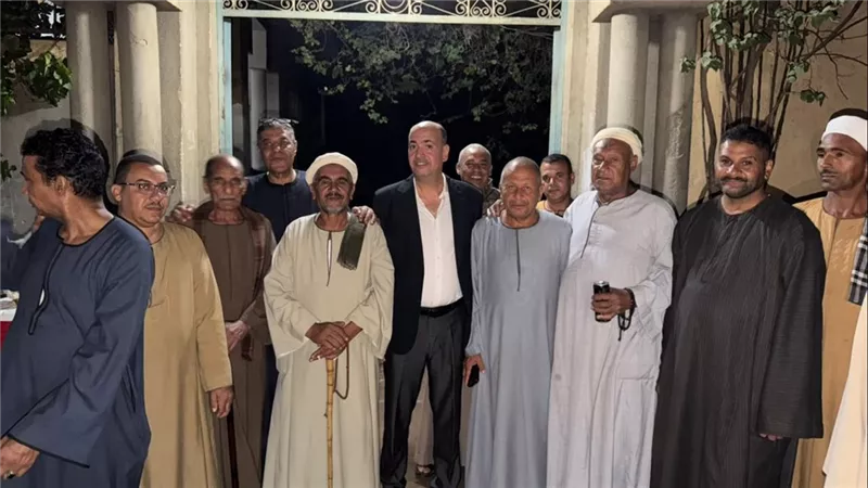 النائب أحمد سيد أحمد يواصل مبادرة 