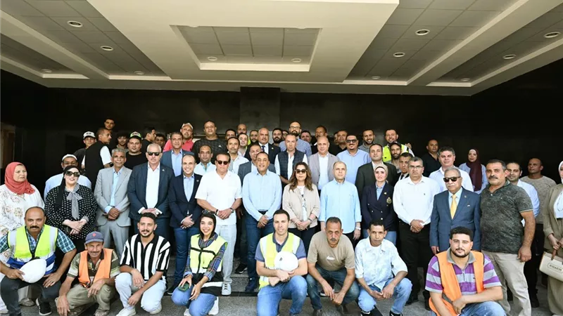 رئيس الوزراء يتفقد أعمال تنفيذ مشروع مستشفى السنطة المركزي الجديد