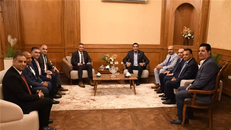 وزير الرياضة يلتقي محافظ جنوب سيناء لبحث متطلبات استكمال تطوير المنشآت