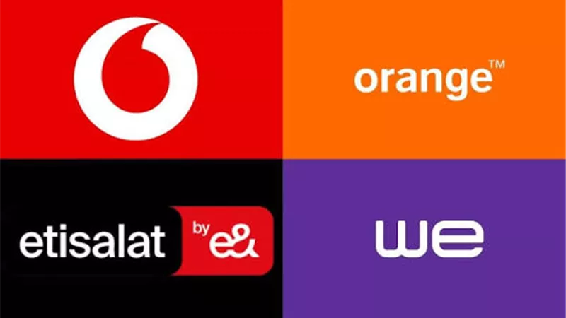 بدء إخطار بعض العملاء بالتوجه إلى فروع الشركات لتحديث بيانات خطوط المحمول