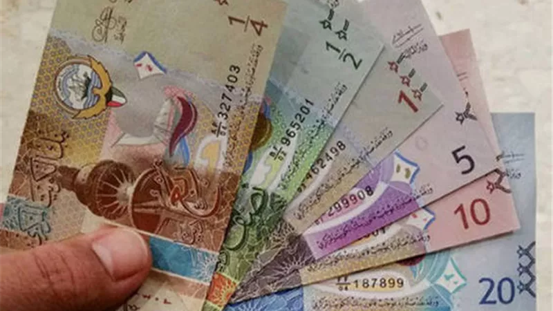 سعر الدينار الكويتي مقابل الجنيه الاربعاء 12 اغسطس 2026 في البنوك المصرية 