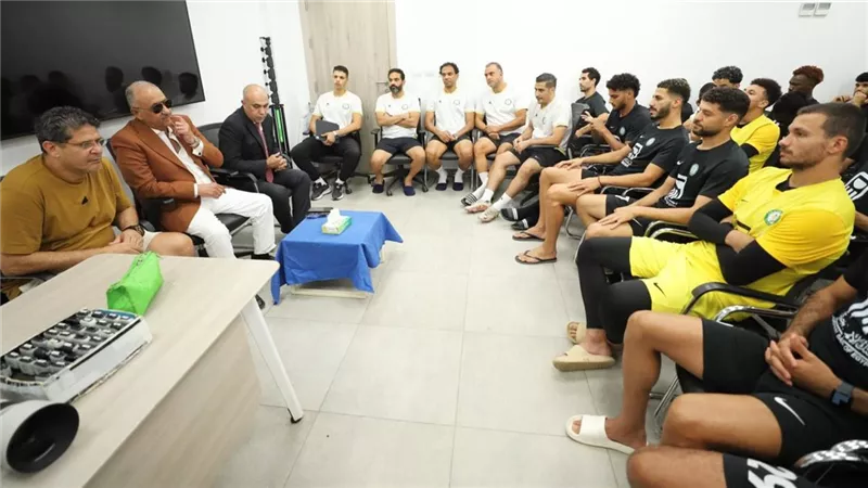 اللواء أشرف نصار يلتقي لاعبي البنك الأهلي لتحفيزهم قبل انطلاق الموسم الجديد