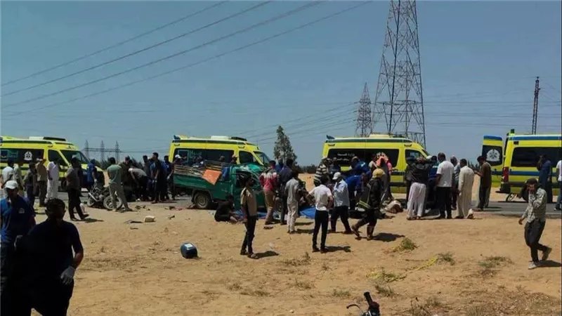 «صدمة لم تمر علينا».. عم 7 من ضحايا حادث الإسماعيلية يكشف تفاصيل الفاجعة