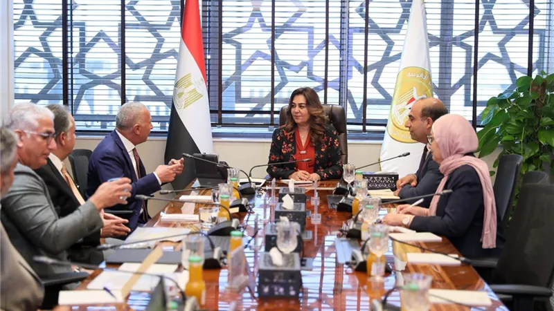 شراكة حكومية مع القطاع الخاص لتعزيز الاستثمارات في منظومة إدارة المخلفات