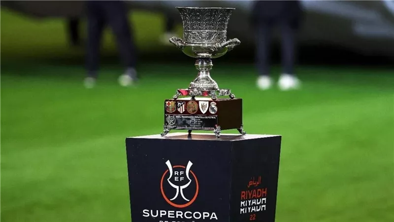 تركي آل الشيخ يعلن رعاية موسم الرياض لكأس السوبر الإسباني 2027 في إسطنبول