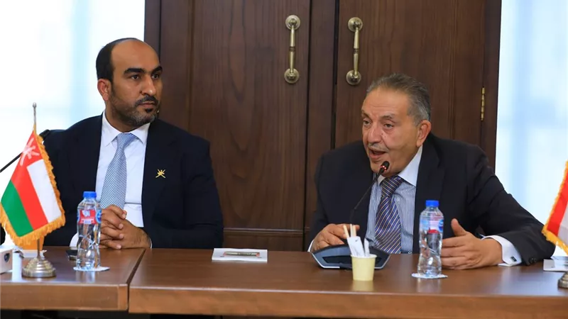 غرفة الإسكندرية تبحث مع وفد عُماني فرص التكامل الاقتصادي والتصنيع المشترك