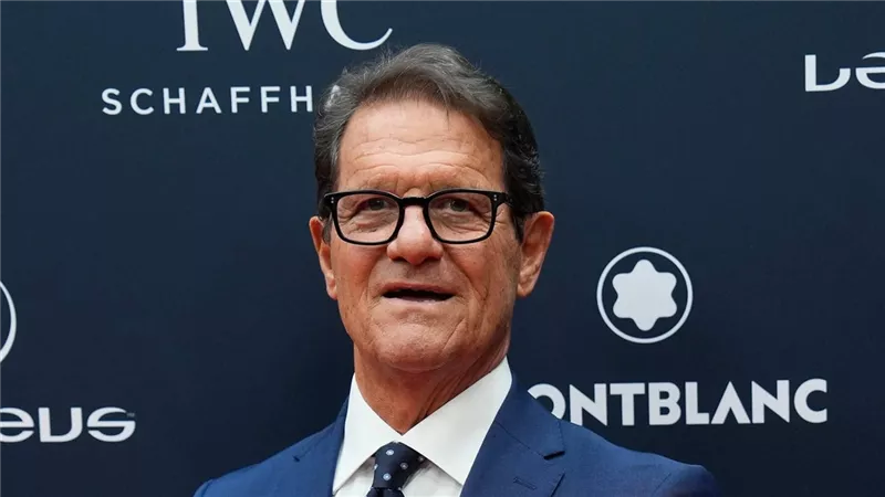 فابيو كابيلو يشيد بقرار أموريم بانهاء تعاقد نجم ميلان قبل بداية الموسم