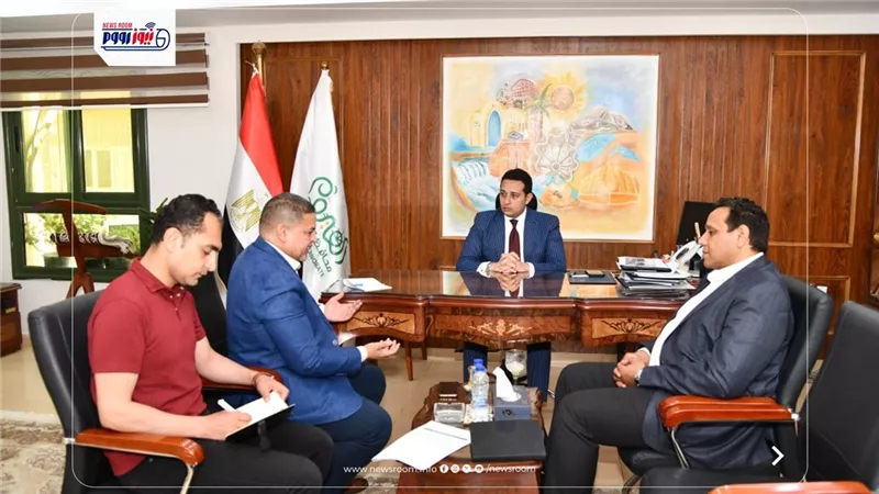 نائب محافظ الفيوم يناقش استعدادات تنفيذ مبادرة 