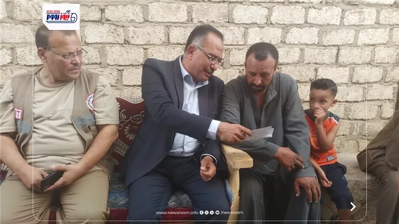 استجابة لـ«نيوز رووم».. وكيل تضامن المنيا يزور أسر ضحايا حادث عمال العنب