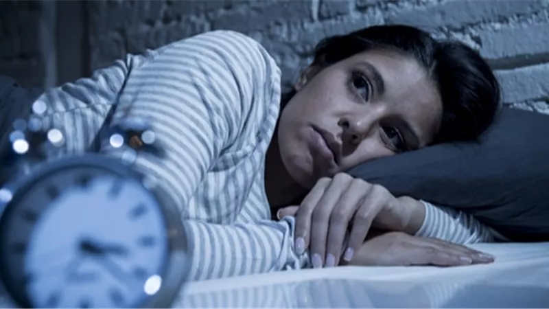 تعاني من الأرق؟.. 10 أسرار تساعدك على النوم سريعًا وتحسن جودة نومك