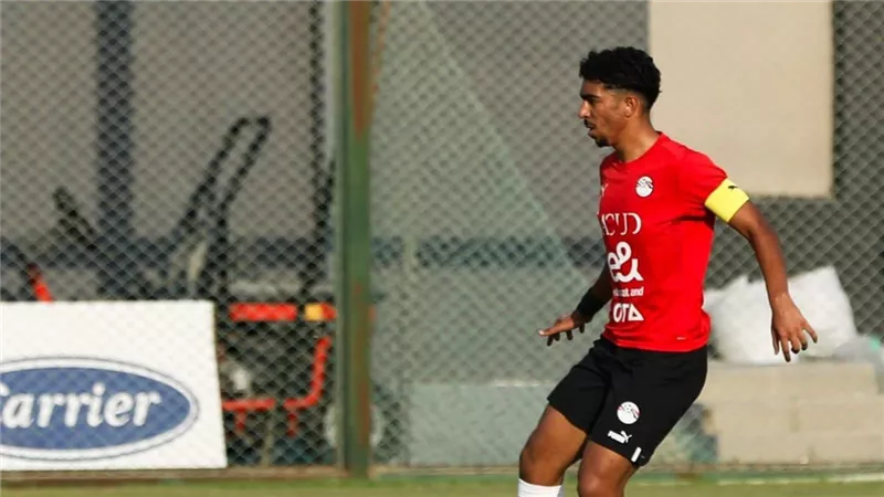 مدافع منتخب مصر يوقع لابوقير للأسمدة 3 مواسم                     