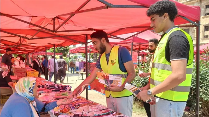 «أنت أقوى من المخدرات».. حملة توعوية لـ نحو 400 مستفيد بمحيط سوق اليوم الواحد بالمنشية