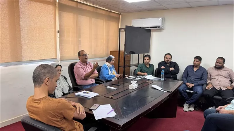 وكيل وزارة الصحة بقنا يجتمع بمديري الإدارات مؤكدا دعم رعاية الوحدات الصحية