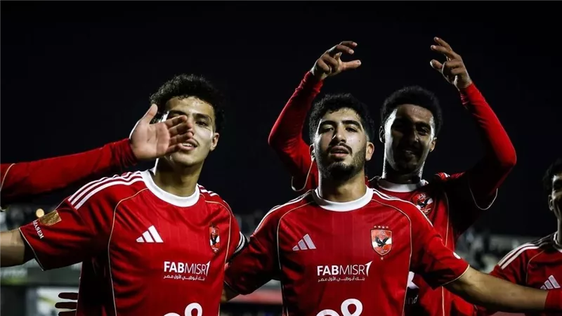 بترشيح من نيكو هاك.. أحمد الشيخ يقترب من الفريق الأول بالأهلي ومكافأة شيتوس