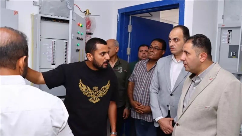 حياة كريمة في دمياط.. المحافظ يتابع تنفيذ وحدتي طب الأسرة بكفر سليمان وأم الرزق
