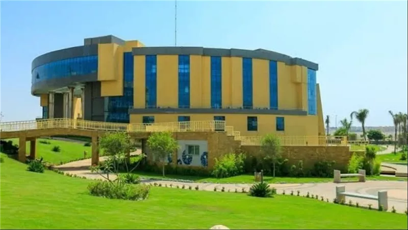 رئيس جامعة بدر بأسيوط: 12 جامعة تكنولوجية تفتح فرصًا جديدة للطلاب