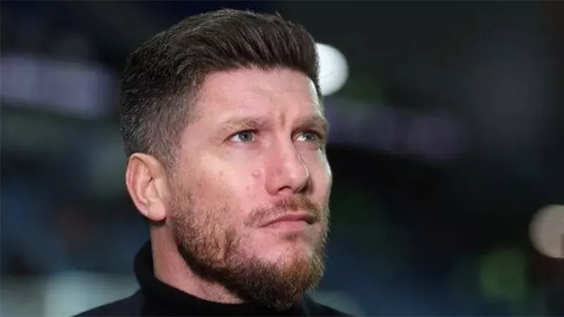 بوكونولي مدربا جديدا لمنتخب اسكتلندا خلفا لستيف كلارك