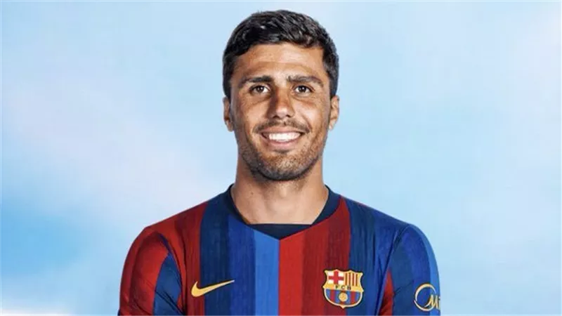 برشلونة يحسم صفقة القرن بتعاقده مع رودري والإعلان الرسمي خلال ساعات