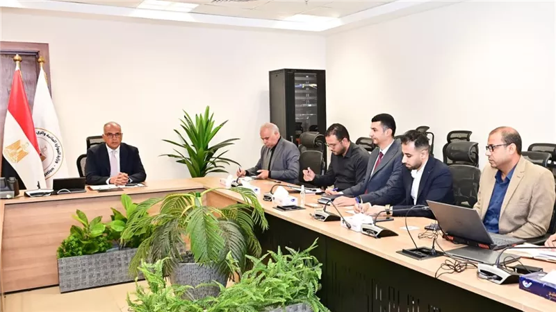 وزير الري يستعرض جهود تعزيز الحوكمة باستخدام منظومة المتغيرات المكانية