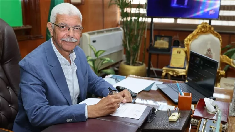 رئيس جامعة المنوفية يصدر قرارات بتعيين وتجديد تكليف عدد من وكلاء الكليات