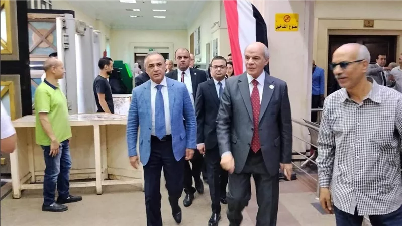 قيادات العدل تتفقد 4 محاكم في جولة مفاجئة لمتابعة سير العمل وجودة الخدمات