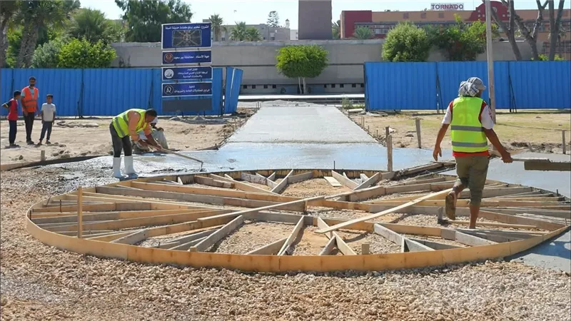 محافظ بورسعيد يتابع أعمال تطوير ورفع كفاءة ميدان الشهداء «المسلة» ضمن خطة الارتقاء بالمواقع التاريخية