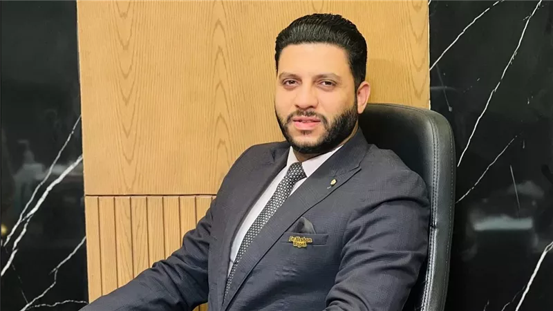 خبوا إصابته بالإيدز عن مراته وعياله.. طبيب يكشف: كان بيلف على المستشفيات من غير ما يقول
