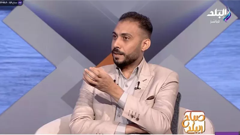 موقف إمام عاشور من مباراة برشلونة.. إسلام محمد يكشف التفاصيل