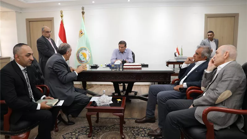 وزير الزراعة يعقد لقاءه الدوري بأعضاء النواب والشيوخ لبحث طلبات المواطنين
