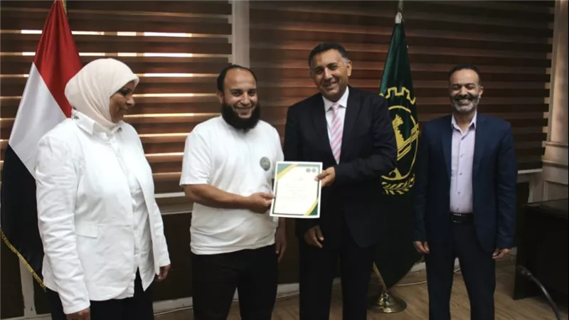 محافظ القليوبية يعتمد الخريطة الرقمية لمدينة طوخ ويوجه بالإسراع بالمدن الاخرى