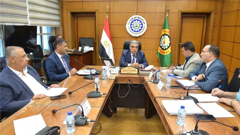 محافظ الدقهلية يجتمع بمجلس إدارة المنطقة الصناعية بجمصة ويؤكد دعمه الكامل