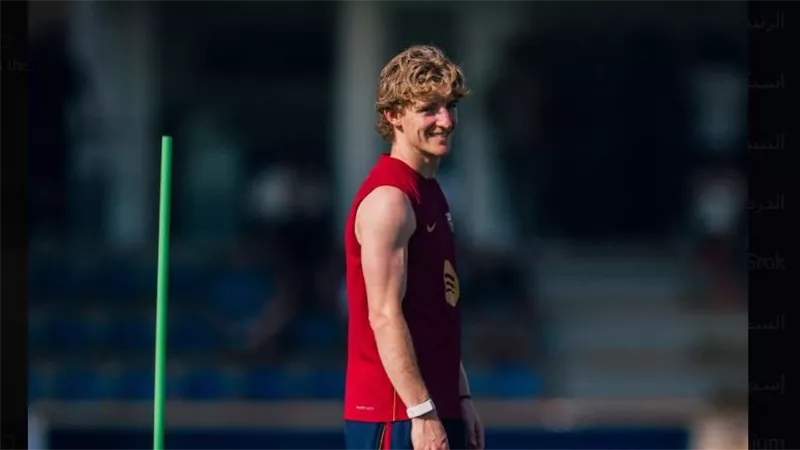 جوردون: أتمنى هز شباك الأهلي وأهداء برشلونة لقب كأس خوان جامبر