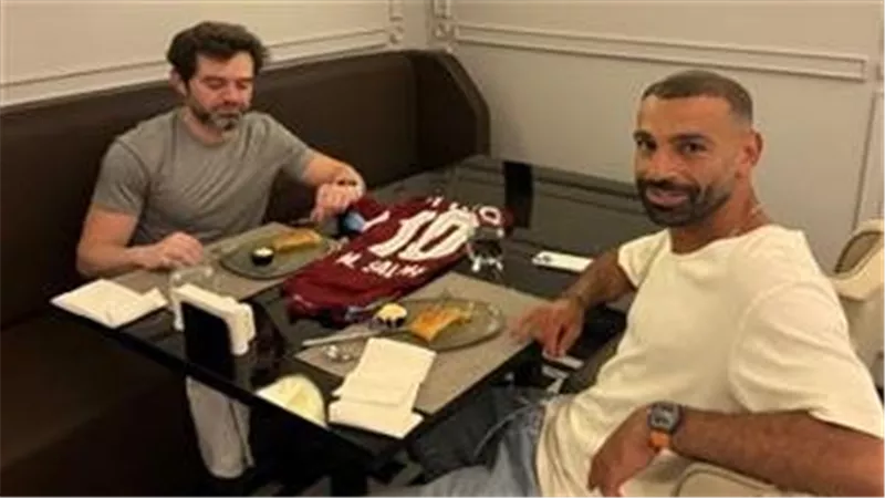 صلاح يمازح رامي عباس بمنشور مثير على السوشيال ميديا: 