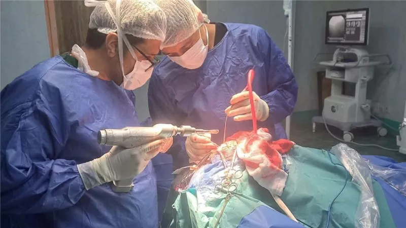  مستشفى قويسنا المركزي ينجح في إنقاذ 3 حالات حرجة في جراحة المخ والأعصاب