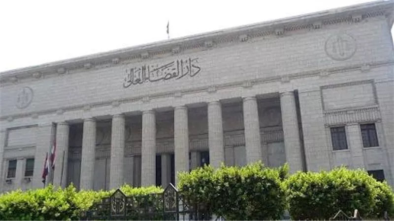 ضابط يتخفى لشراء الهيروين.. محاكمة ربة منزل وعاملين بعد ضبط أكثر من كيلو مخدر