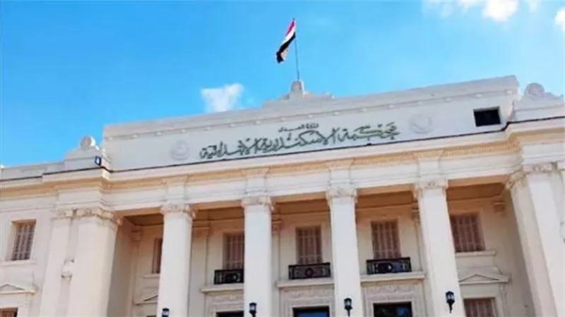 5 سنوات سجنا لمندوب شرطة مفصول.. الاستيلاء على سجائر بقيمة 5.7 مليون جنيه