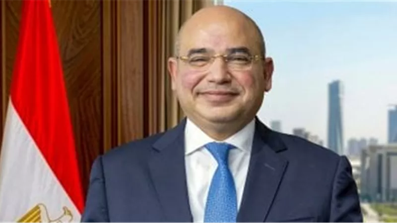 رئيس اقتصادية قناة السويس يشهد توقيع عقد مشروع «تكنوبوند» المصري السعودي 
