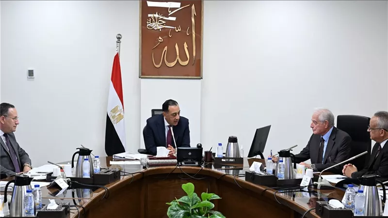 تنفيذا لتوجيهات الرئيس.. مدبولي يتابع ترتيبات عقد مؤتمر الهوية الوطنية بمكتبة الإسكندرية