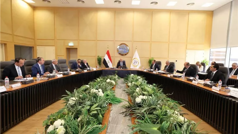وزير النقل يترأس اجتماع الجمعية العامة للشركة المصرية لناقلات البترول