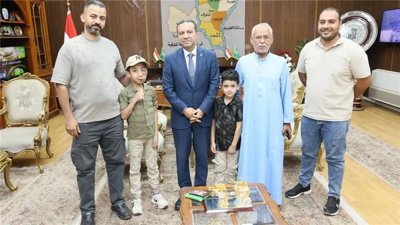 محافظ المنوفية يستجيب لاستغاثة أسرة الطفل محمد جمال ويأمر بصرف مساعدة مالية