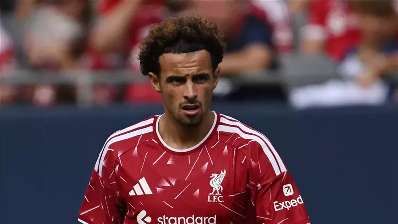 إنتر ميلان يقترب من ضم كورتيس جونز من ليفربول مقابل 35 مليون يورو