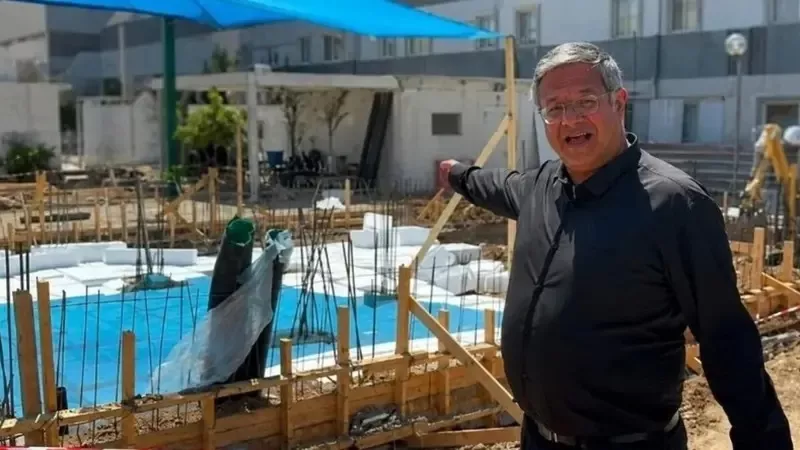 بن غفير يستعرض منشأة إعدام شنقا عامة بعد دعوته لقتل فلسطينيين بغزة