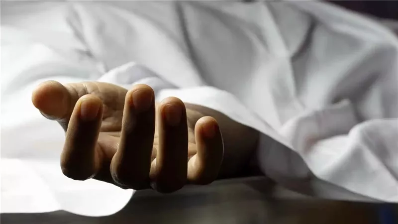 العراق.. خطأ قاتل من الابن ينهي حياة والده داخل آلة تقطيع بكركوك